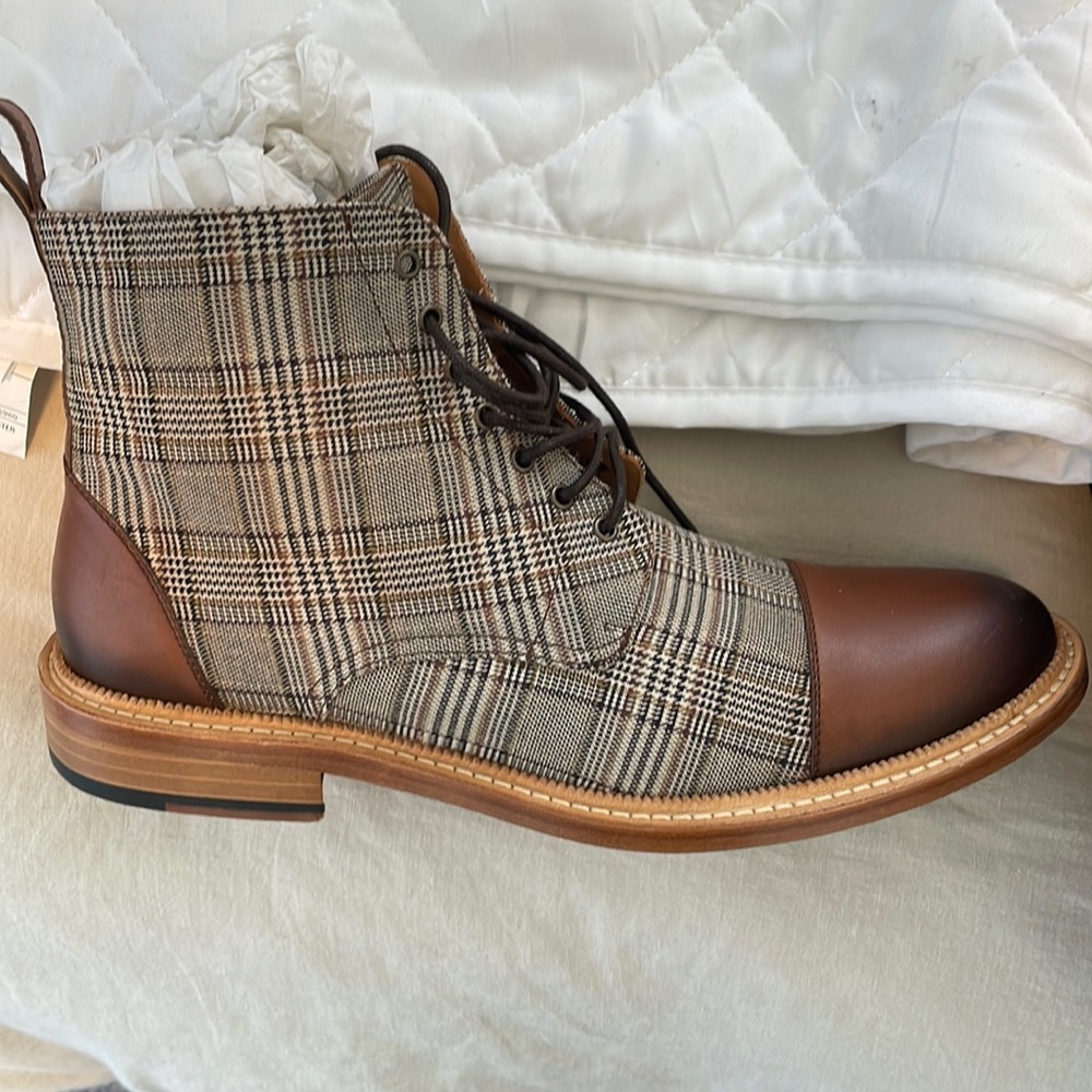 Taft “The Jack Boot, London”